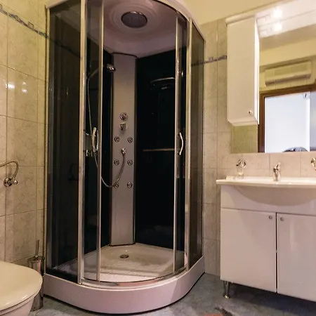 Villa Dragutin 1281 *